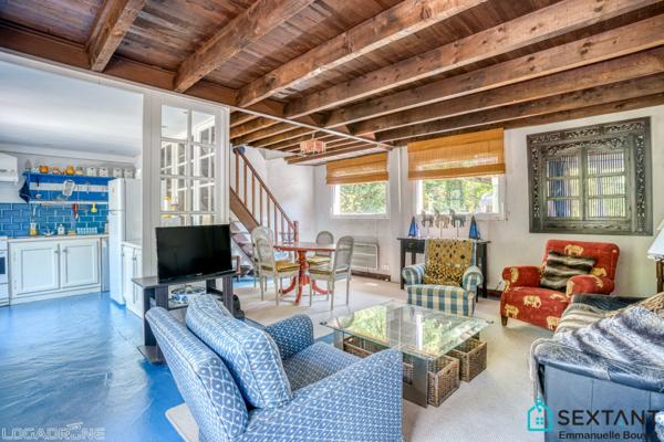 Grande longère du 19ème rénovée, 320 m², gîte et chambres d'hôtes, terrain de 1,5 ha, 5 min des commodités
