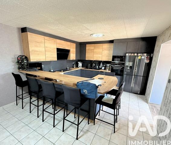 Maison à vendre 5 pièces 131 m² Saulzais-le-Potier
