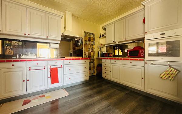 Maison à vendre    4 pièces •  Milhaud