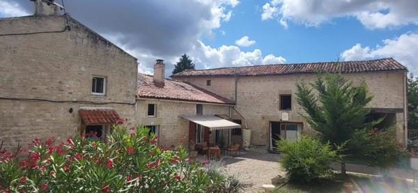 Maison ancienne Aulnay 309 m²