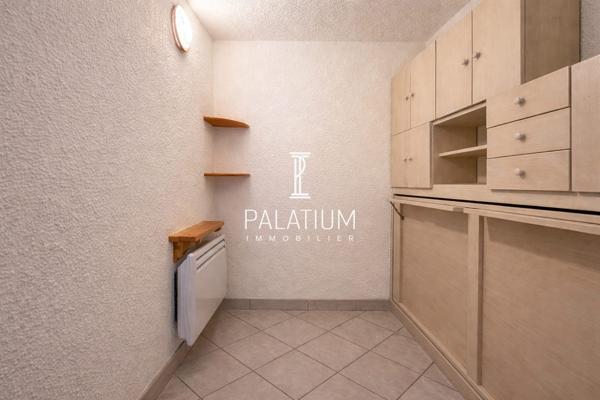 Appartement avec loggia et vue imprenable sur les montagnes