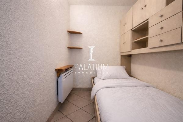 Appartement avec loggia et vue imprenable sur les montagnes