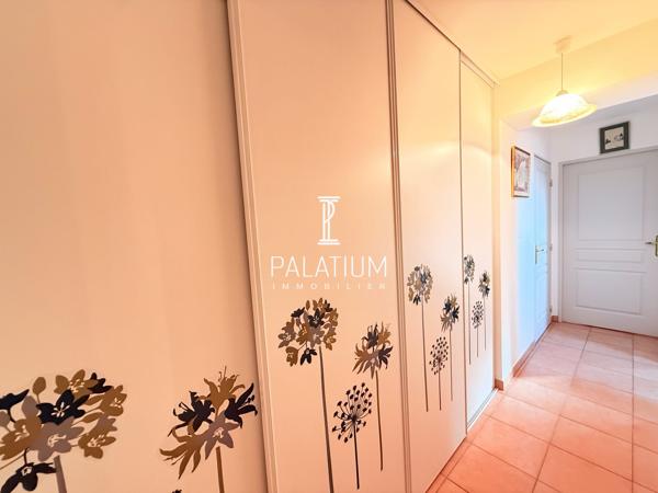 Magnifique T4 en duplex de 110 m2 avec deux grandes terrasses et garage