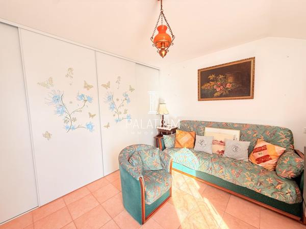 Magnifique T4 en duplex de 110 m2 avec deux grandes terrasses et garage
