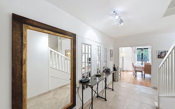 Maison à vendre    6 pièces • 183,85 m2 Voisins-le-Bretonneux