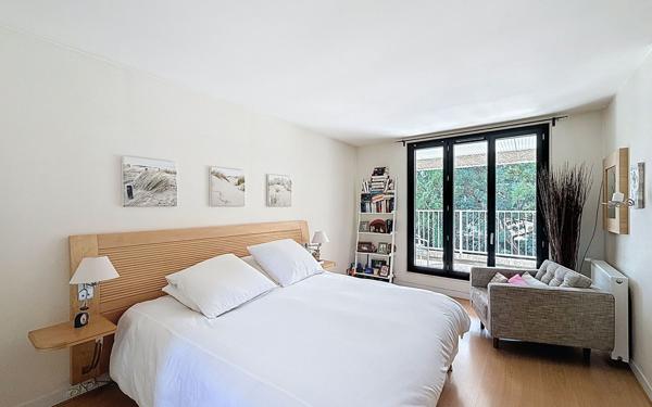 Maison à vendre    6 pièces • 183,85 m2 Voisins-le-Bretonneux