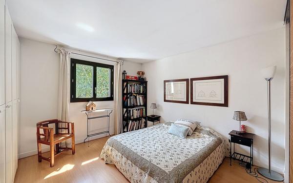 Maison à vendre    6 pièces • 183,85 m2 Voisins-le-Bretonneux