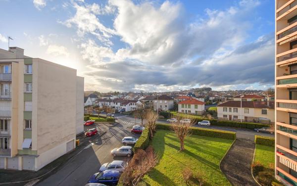 Appartement à vendre    3 pièces • 62 m2 Aurillac