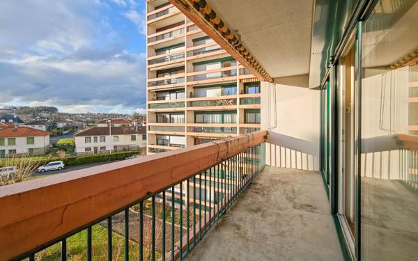 Appartement à vendre    3 pièces • 62 m2 Aurillac
