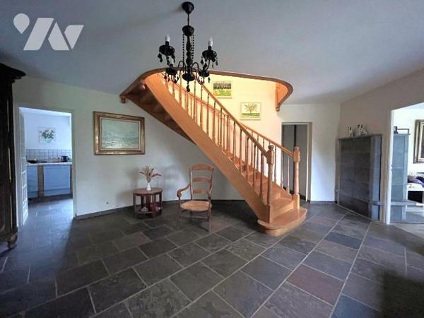 HAZEBROUCK : Coup de coeur pour cette superbe propriété à l'abri des regards !!! Bel environnem...