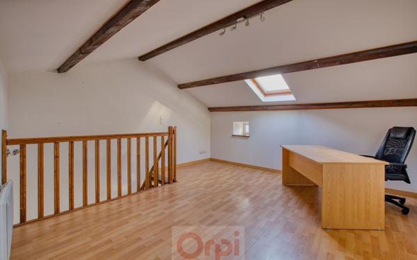 Maison à vendre    2 pièces •  Chomérac