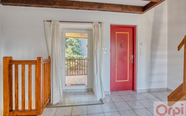 Maison à vendre    2 pièces •  Chomérac