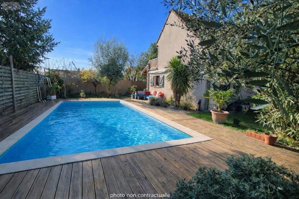 Maison à vendre à Eysines en Gironde (33320), ref : 33186/145   
CENTRE VILLE