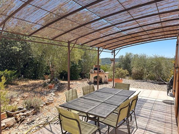 A vendre BEAUCAIRE  VILLA de  90 m²  , 3 chambres, terrasse et garage