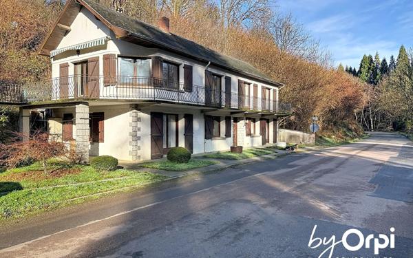 Maison à vendre    5 pièces •  Saint-Éloy-les-Mines