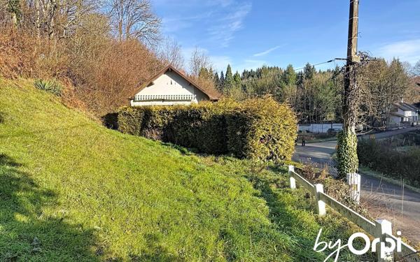 Maison à vendre    5 pièces •  Saint-Éloy-les-Mines