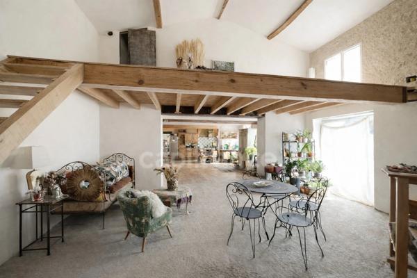 Longère charentaise de 131 m² avec dépendance et hangar - Fort potentiel - Vanzac (17)