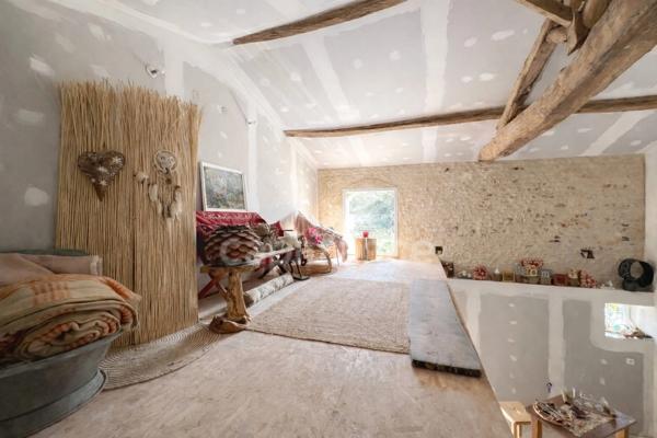 Longère charentaise de 131 m² avec dépendance et hangar - Fort potentiel - Vanzac (17)