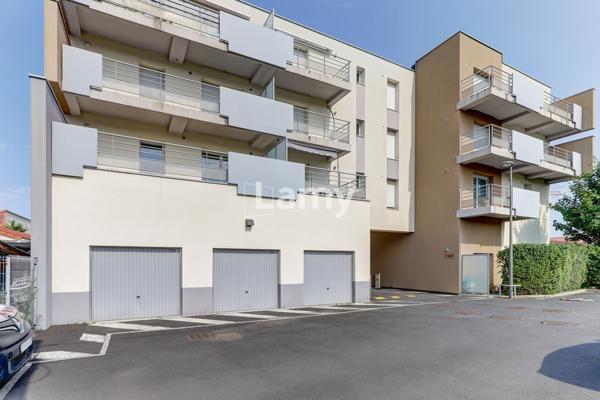 Appartement t3 + terrasse + garage