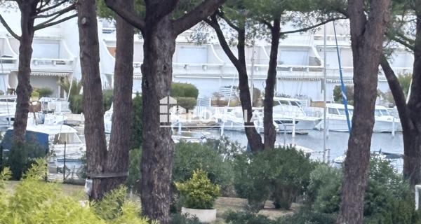 À vendre Appartement 2 pièces 30.66 m² - Port Camargue 30240