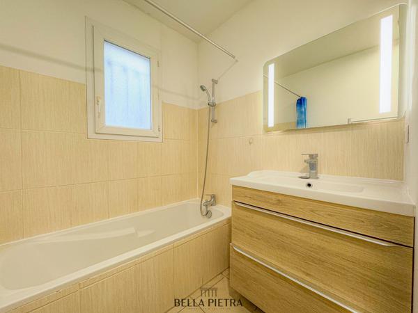 Aimargues (30470) Maison 4 pièces de 90m²