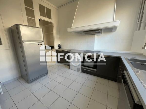 Location Appartement 6 pièces 184.9 m² - 46 RUE DU RANELAGH Paris 75016