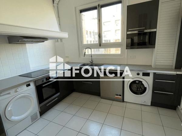 Location Appartement 6 pièces 184.9 m² - 46 RUE DU RANELAGH Paris 75016