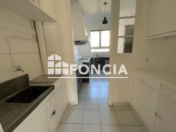 Location Appartement 6 pièces 184.9 m² - 46 RUE DU RANELAGH Paris 75016