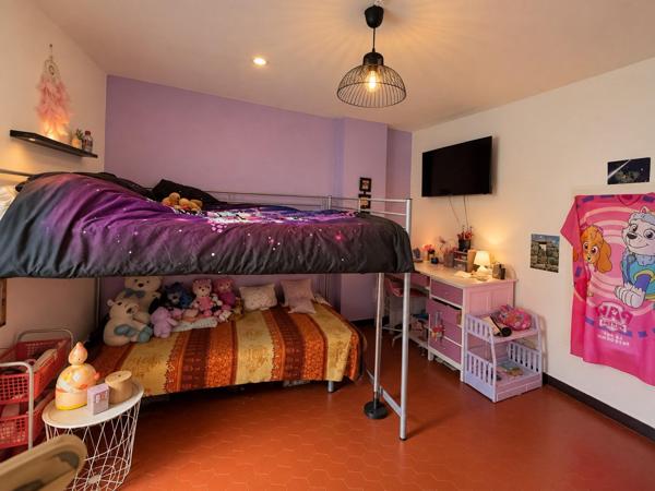 Immeuble locatif situé au centre de Néoules