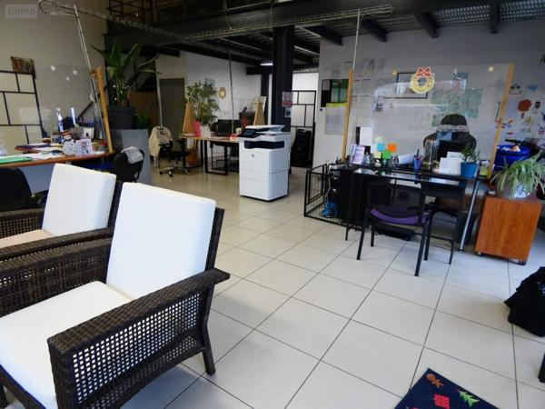 Entrepôt et bureaux à vendre à Warmeriville dans la Marne (51110), ref : 021/2024