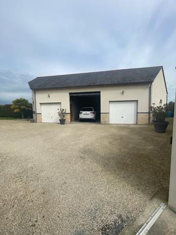 Maison contemporaine à vendre à Longué-Jumelles