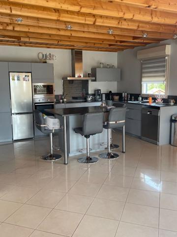 Maison contemporaine à vendre à Longué-Jumelles