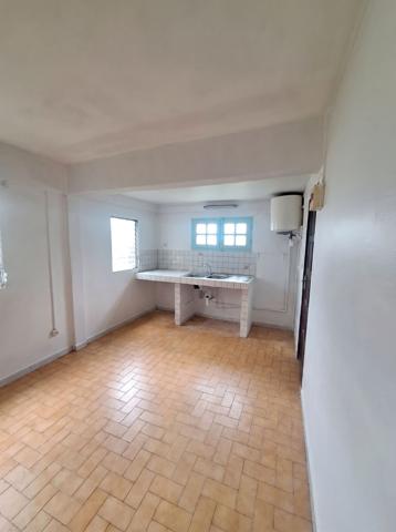 Appartement Bas de villa avec terrasse et jardin