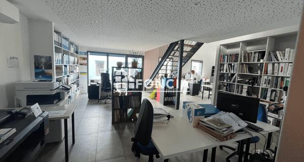 À vendre Local commercial 113 m² - La Crèche 79260