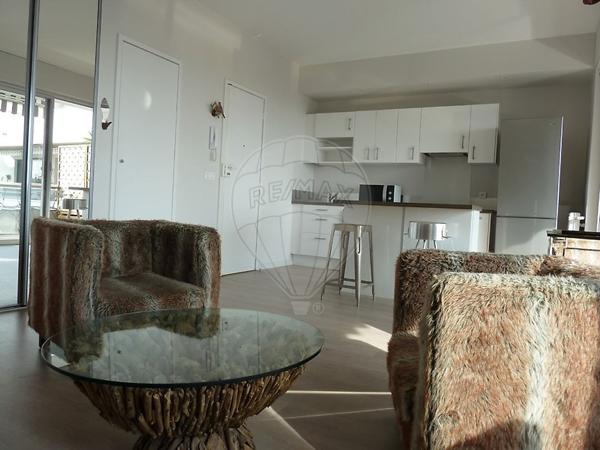 Appartement à louer - Marseille 8ème, Bouches-du-Rhône - 13