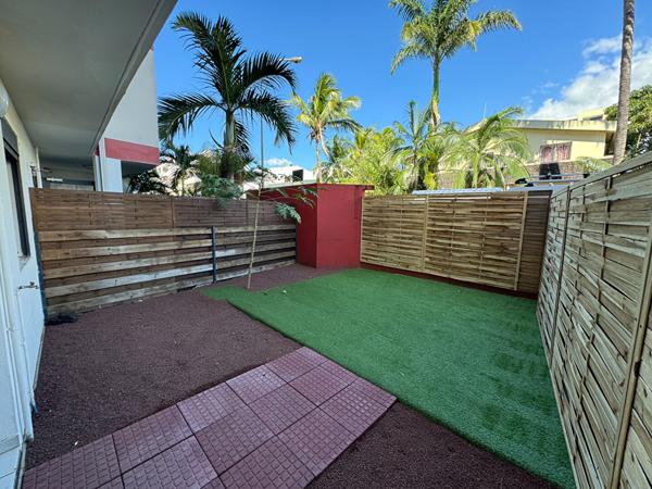 97490 MOUFIA A LOUER - Sainte-Clotilde - Appartement T2 meublé et équipé avec jardin privatif proche université