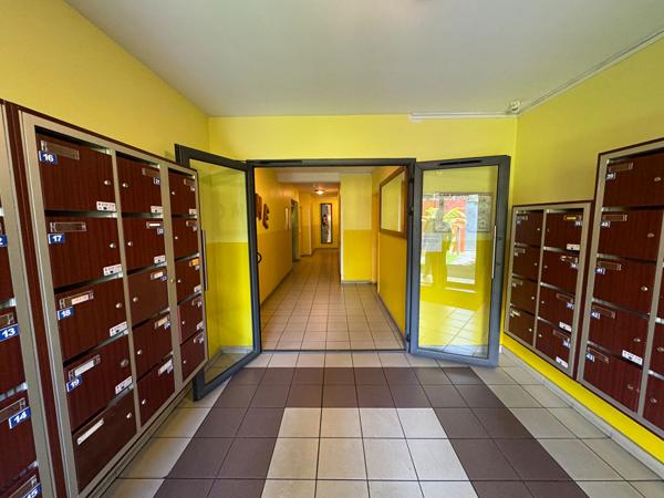 97490 MOUFIA A LOUER - Sainte-Clotilde - Appartement T2 meublé et équipé avec jardin privatif proche université