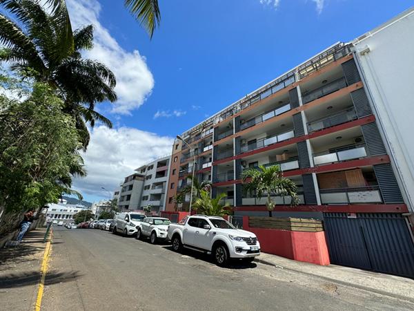 97490 MOUFIA A LOUER - Sainte-Clotilde - Appartement T2 meublé et équipé avec jardin privatif proche université
