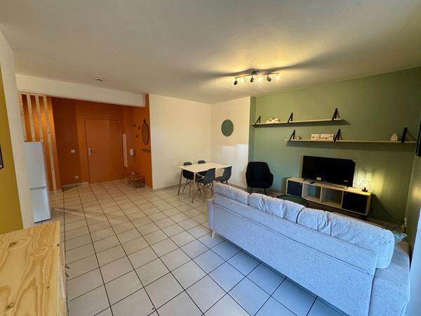 97490 MOUFIA A LOUER - Sainte-Clotilde - Appartement T2 meublé et équipé avec jardin privatif proche université