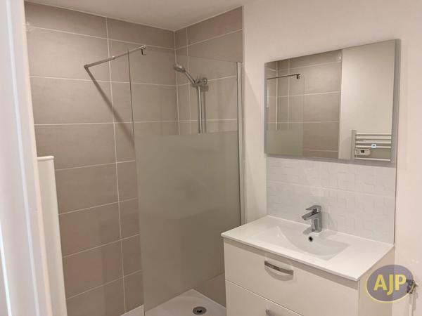Location appartement Saintes : 490 € - AJP Immobilier Saintes