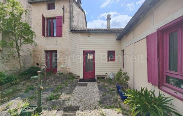 Vente Local commercial + boutique Sauze-vaussais   