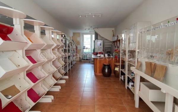 Vente Local commercial + boutique Sauze-vaussais   