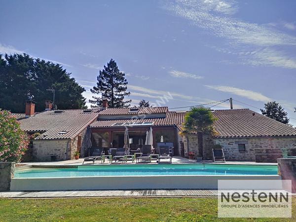 Aizenay  - Ancienne ferme restauree  - 420 m2