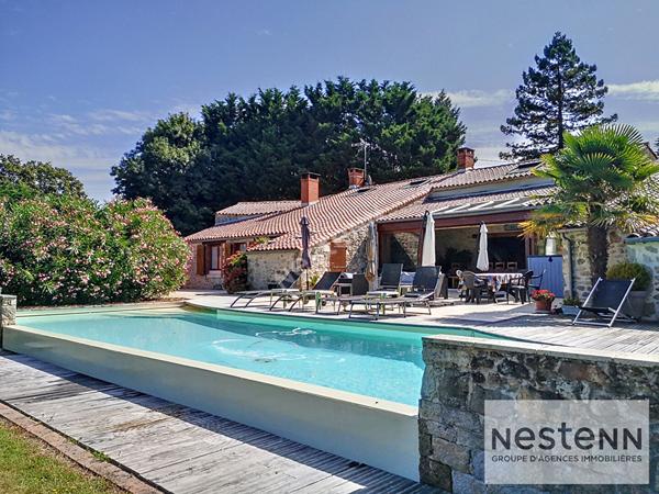 Aizenay  - Ancienne ferme restauree  - 420 m2