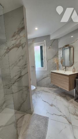 Rare et atypique, un appartement en Duplex avec deux terrasses de 50 et 40 m² !