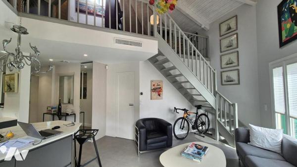 Rare et atypique, un appartement en Duplex avec deux terrasses de 50 et 40 m² !