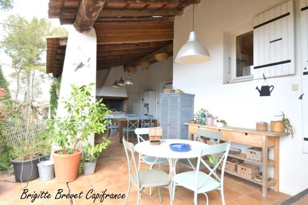 Maison de caractère à vendre 5 pièces FUVEAU (13)