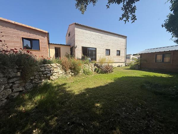 Maison à vendre à Longeville sur Mer – Référence 5418