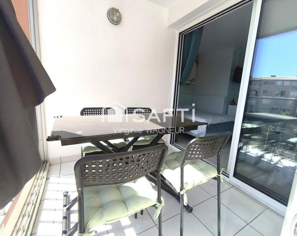 Studio excellent état - Parking privé - Proche mer