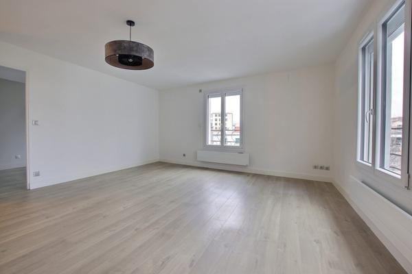 APPARTEMENT T3 - LES CARMES
